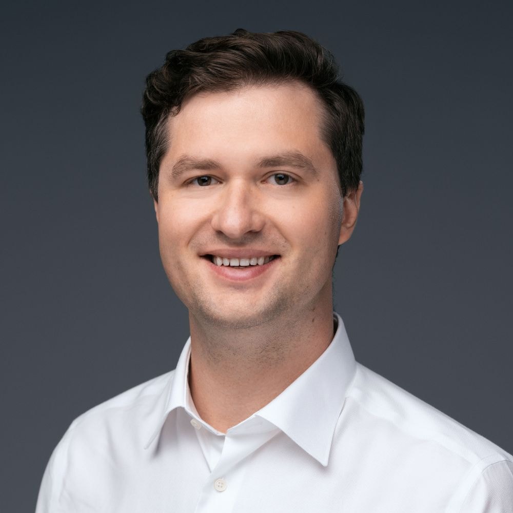 Mindaugas Kudelis, DDS, underviser i indirekte restaureringer